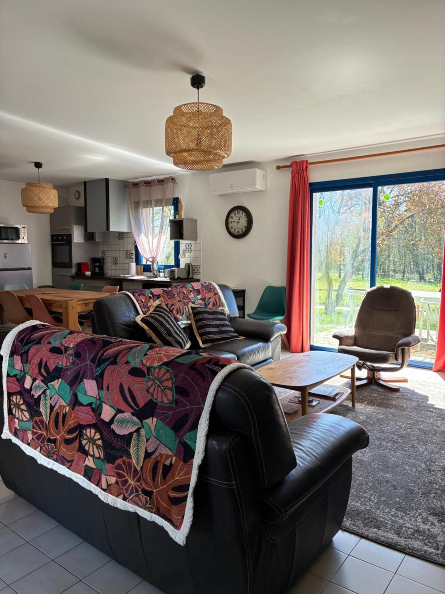 Gite Milin A Sizun Hebergement Confortable Pour 7 Pers Exterior foto